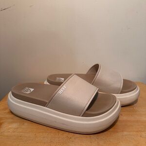 Reef Women's Tan Bondi Bay Slide Sandals